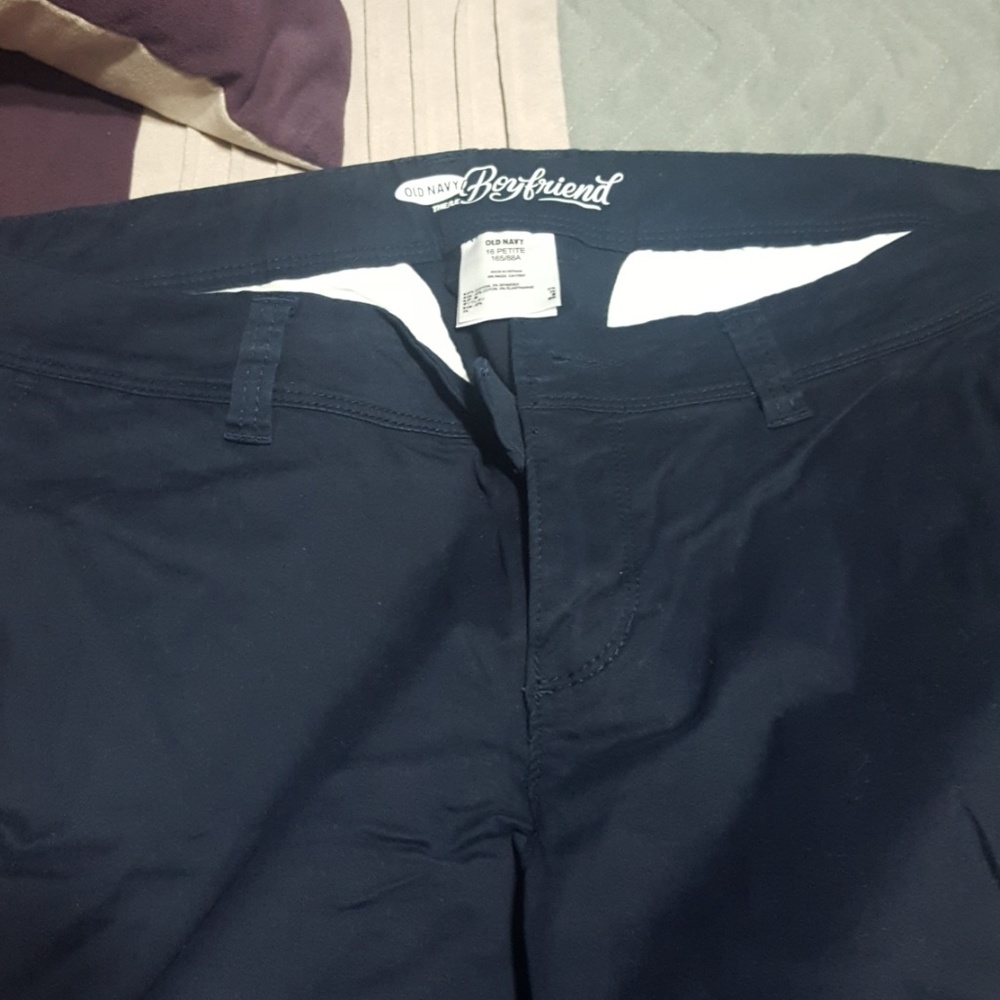 Old Navy Chino Pants as 16p